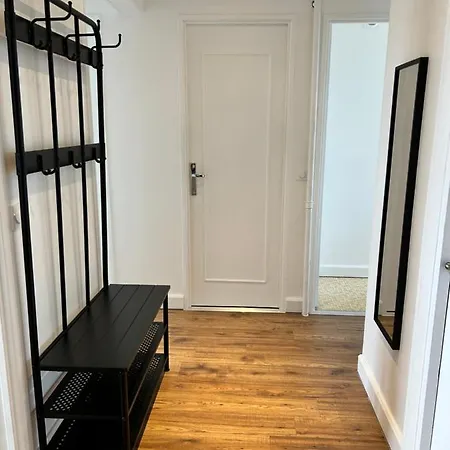 Roosevelt Cosy 2br Easy Access To Paris Free Parking Apartment